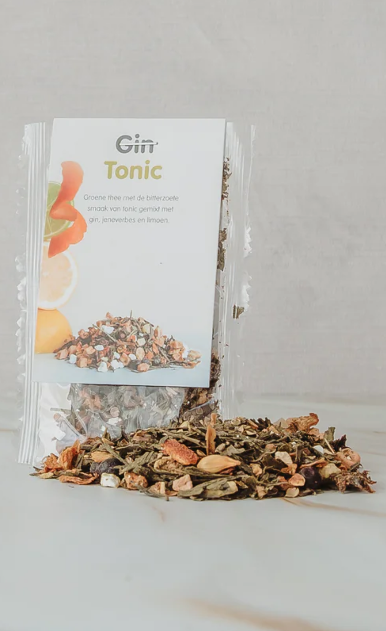 Gin tonic tea