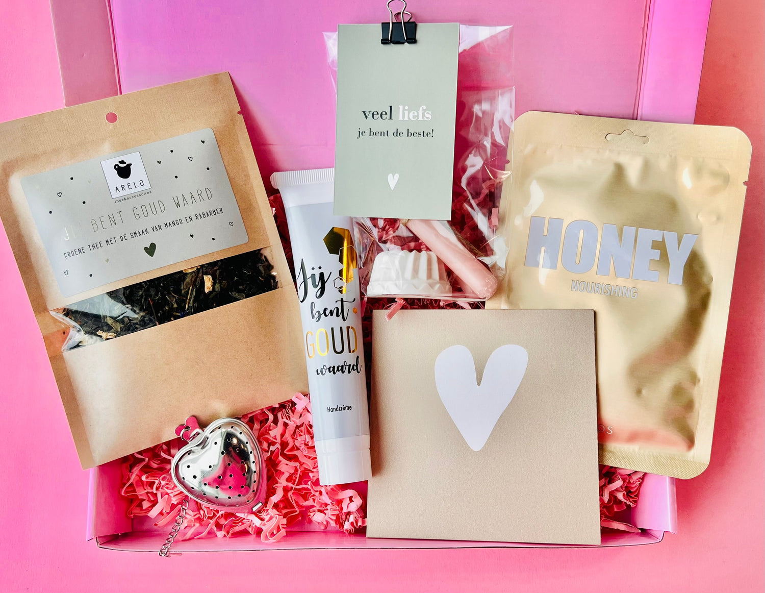 Cadeaubox feestelijk verpakt – origineel cadeau om te geven

