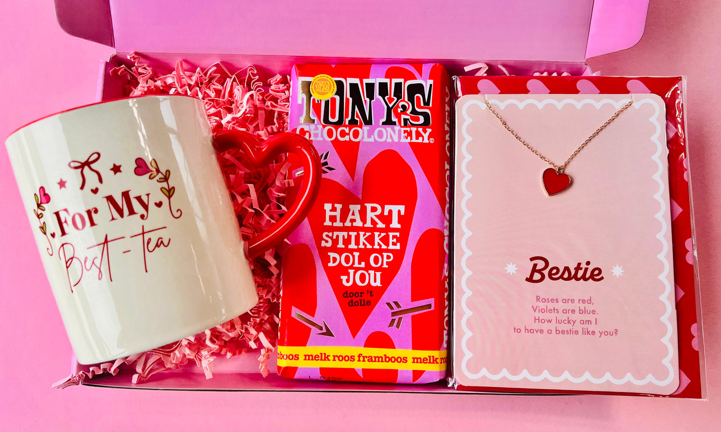 Cadeaubox voor haar bestie met mok For my best tea, bestie ketting met hartje en Tony’s Chocolonely chocolade hartstikke dol op jou – cadeau voor beste vriendin 🎁