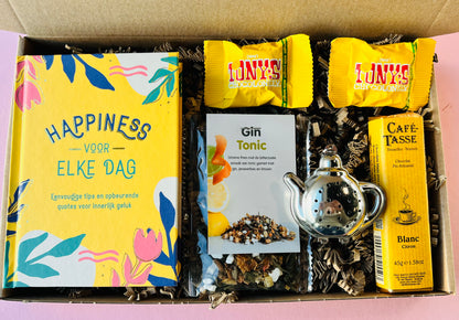 Zakelijk brievenbus cadeau met thee, chocolade en cadeauboekje Happiness voor elke dag