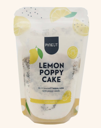 Pineut Lemon Poppy Cake – luxe cake met citroen en maanzaad