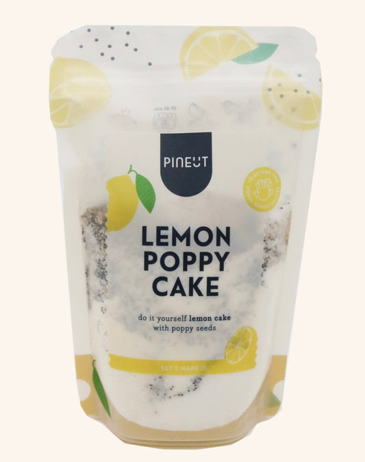 Pineut Lemon Poppy Cake – luxe cake met citroen en maanzaad