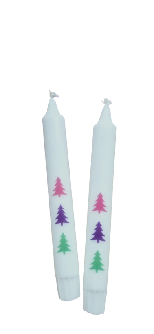 kaars kleurrijke kerstbomen