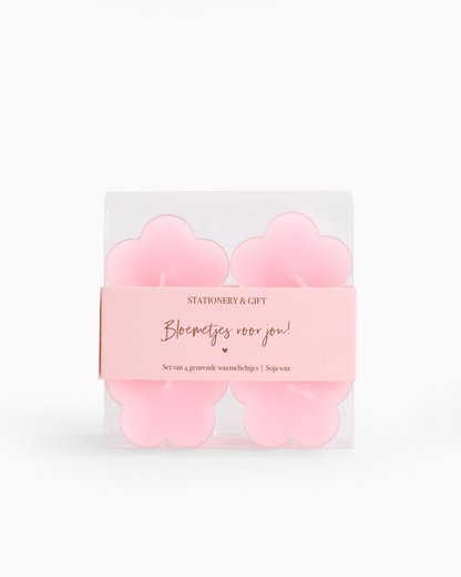 Roze bloemetjes waxinelichtjes van sojawax set van 4
