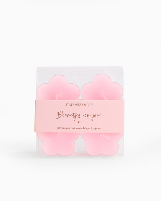 Roze bloemetjes waxinelichtjes van sojawax set van 4