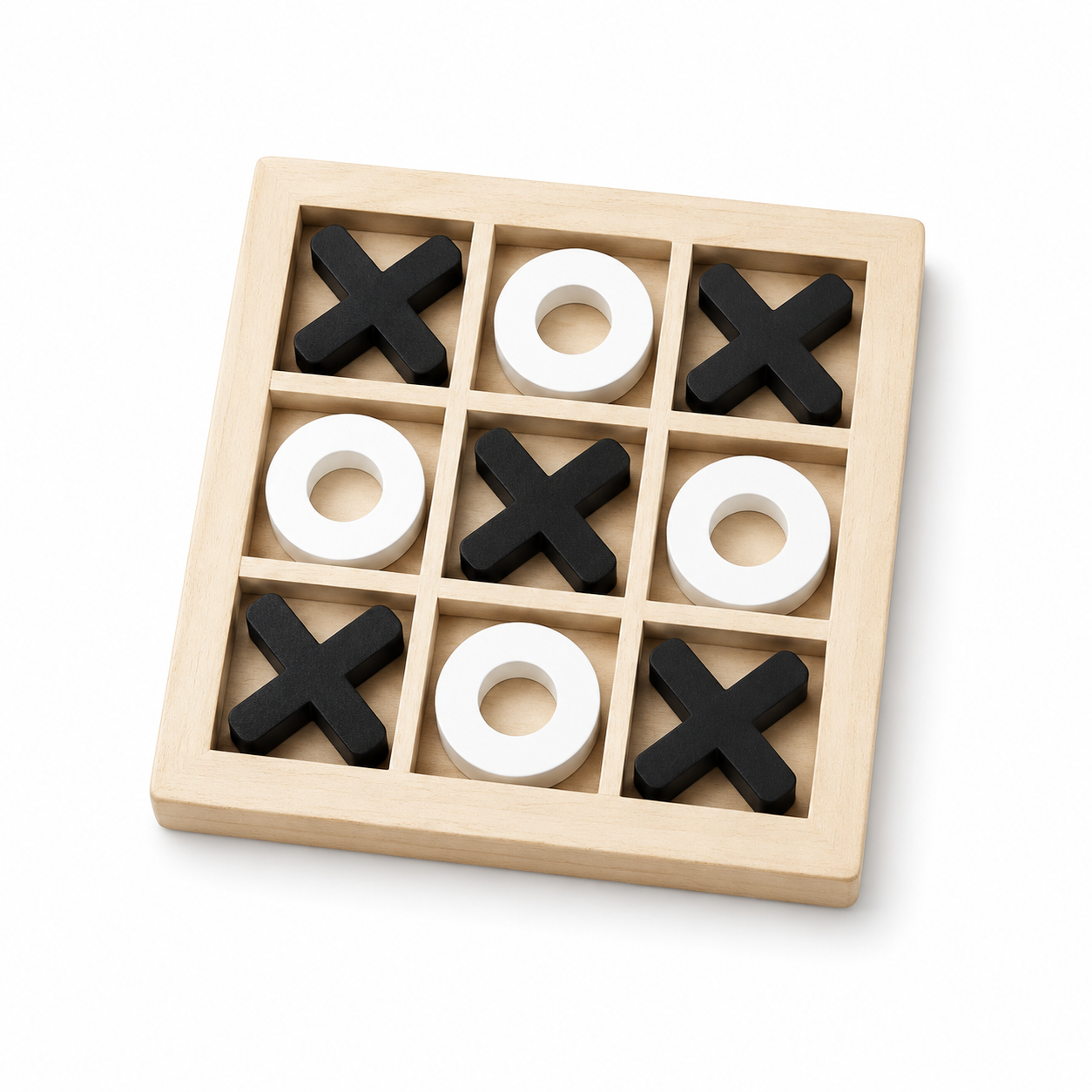 Houten boter kaas en eieren spel met zwarte kruisjes en witte rondjes