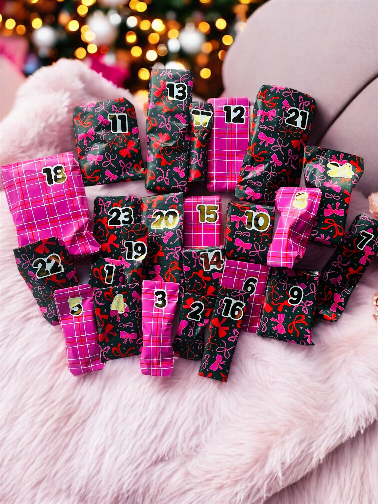 Luxe Kerst Adventskalender 2026 met 24 feestelijk verpakte cadeautjes in een stijlvolle cadeaubox