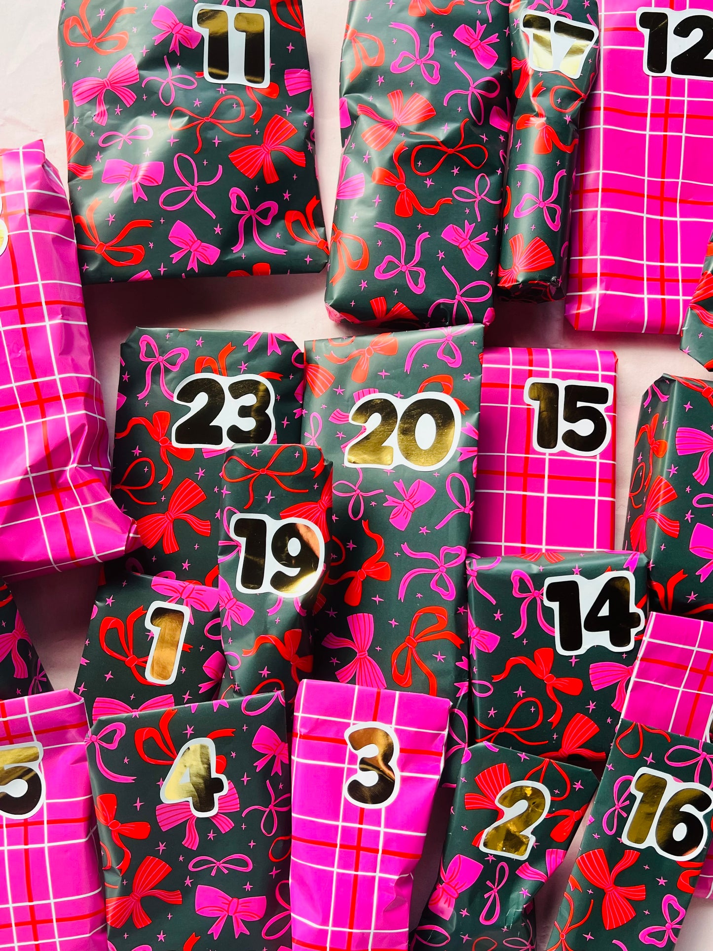 Exclusieve Kerst Adventskalender 2026 met 24 luxe verrassingen voor een magische decembermaand