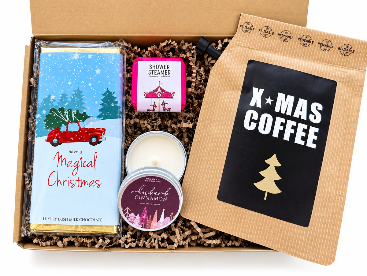 Luxe X-Mas Coffee kerst cadeaubox met chocolade, shower steamer, geurkaars en koffie cadeau