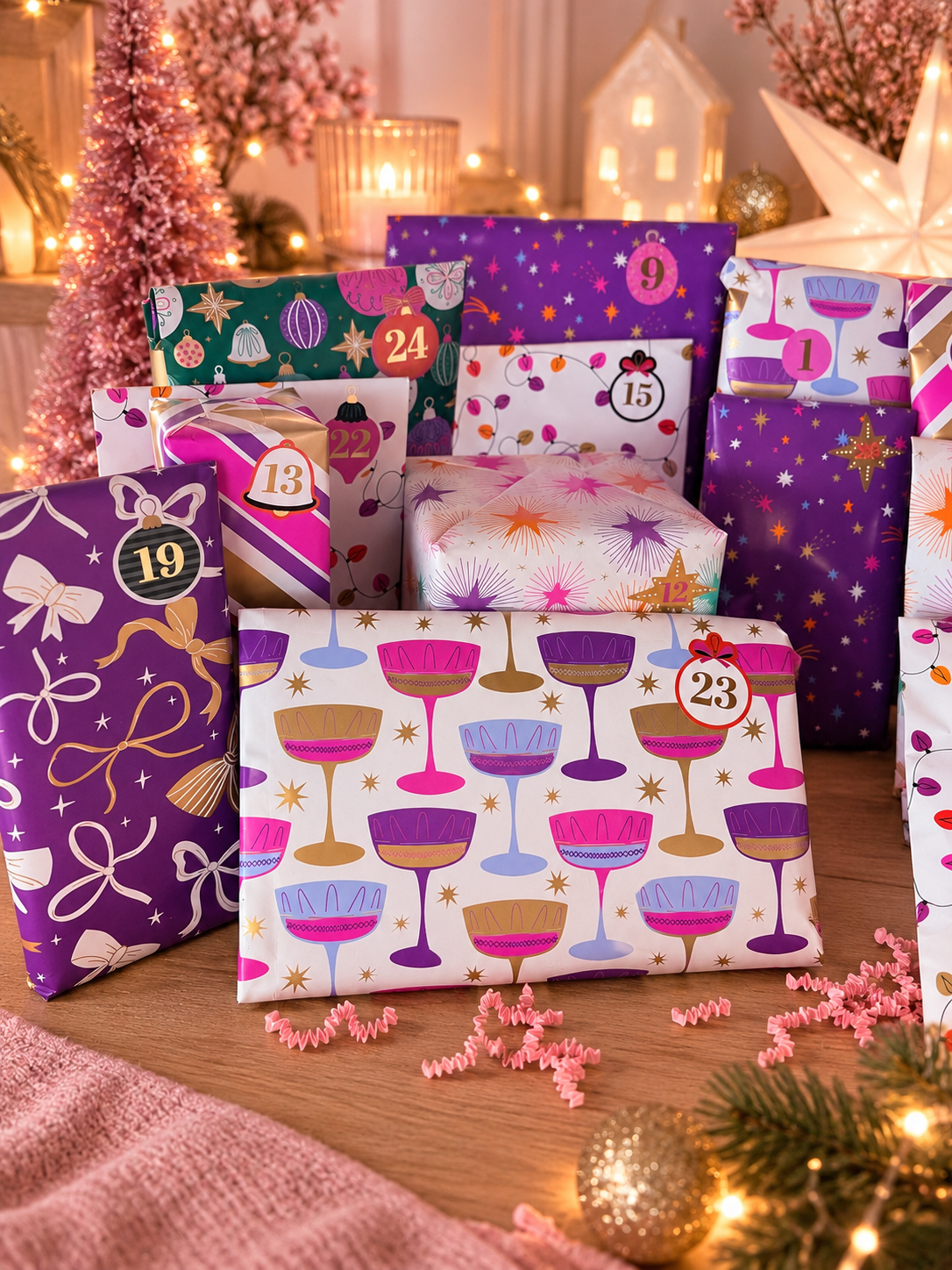 Luxe adventskalender 2026 met 24 feestelijke cadeautjes in roze en paarse kerststijl