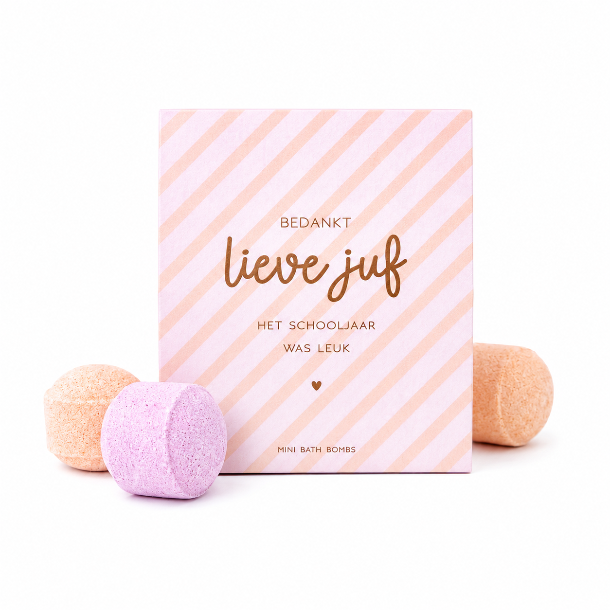 Mini bath bombs cadeau voor juf met tekst Bedankt Lieve Juf, origineel bedankje voor einde schooljaar.