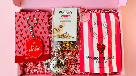 Moederdag brievenbus cadeau met sleutelhanger lieve mama, thee en prosecco gummies