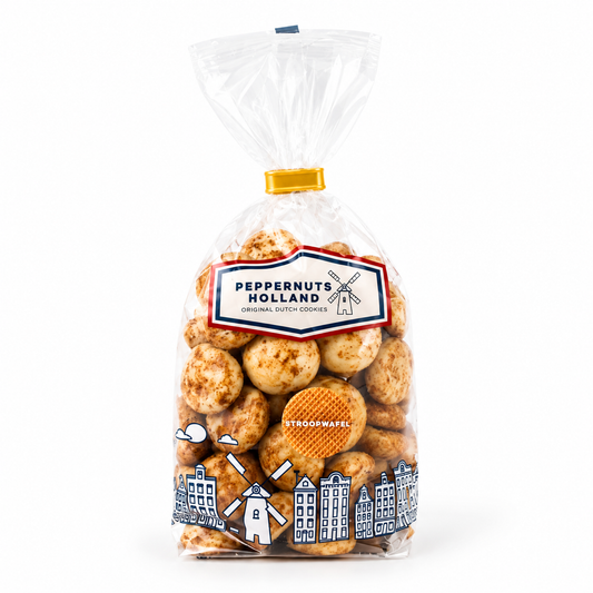 Peppernuts Holland kruidnoten met stroopwafel smaak in feestelijke verpakking