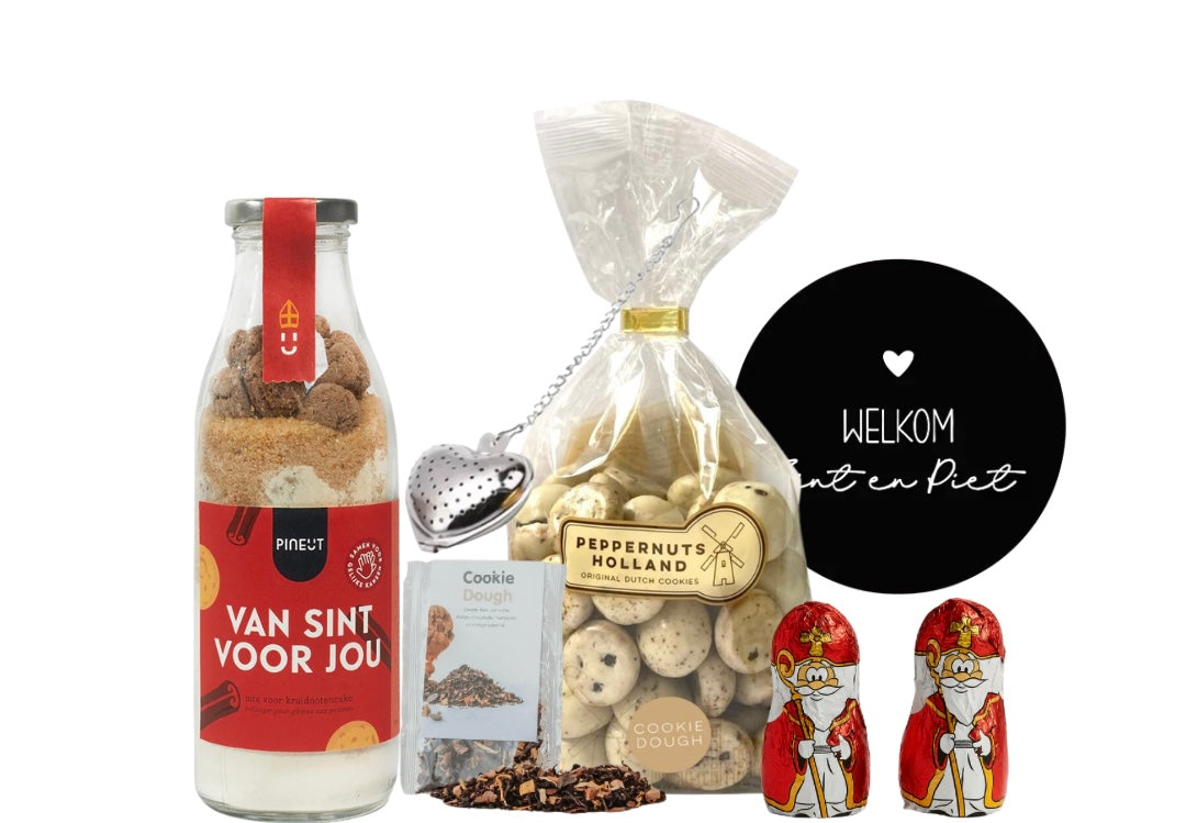 Luxe Sinterklaas cadeaupakket met kruidnoten, chocolade, thee en feestelijke Sinterklaas lekkernijen