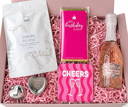 Verjaardag cadeaubox voor vrouw met rosé, chocolade, white tea en Cheers accessoires