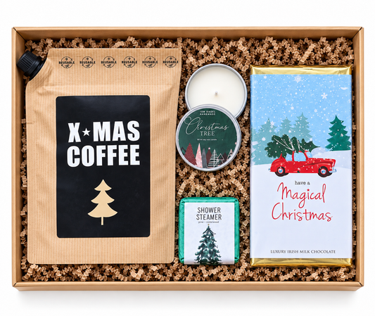 X-Mas Coffee luxe kerst cadeaubox met koffie, Christmas Tree geurkaars, shower steamer en Magical Christmas chocolade